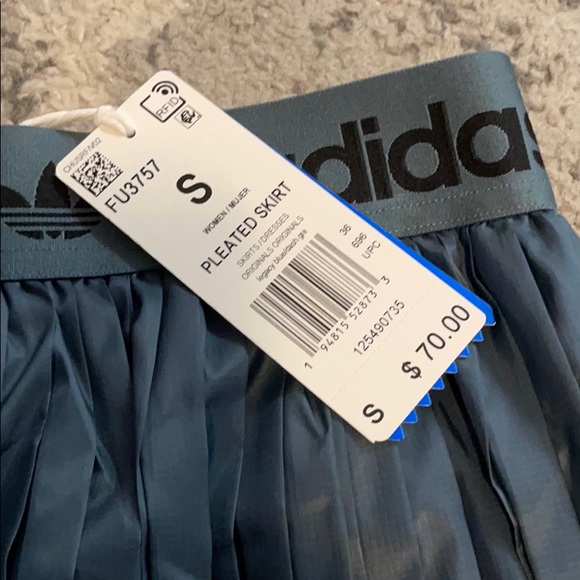 Adidas pleated color block midi skirt Navy and aqua NWT S - Picture 3 of 4